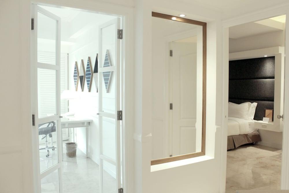 Vivere Hotel And Resorts Muntinlupa City Екстериор снимка