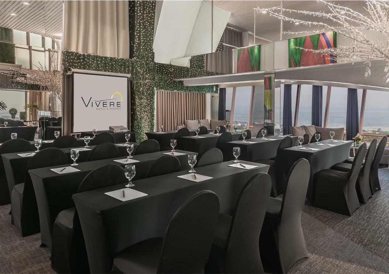 Vivere Hotel And Resorts Muntinlupa City Екстериор снимка